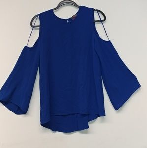 Vince Camuto blue top